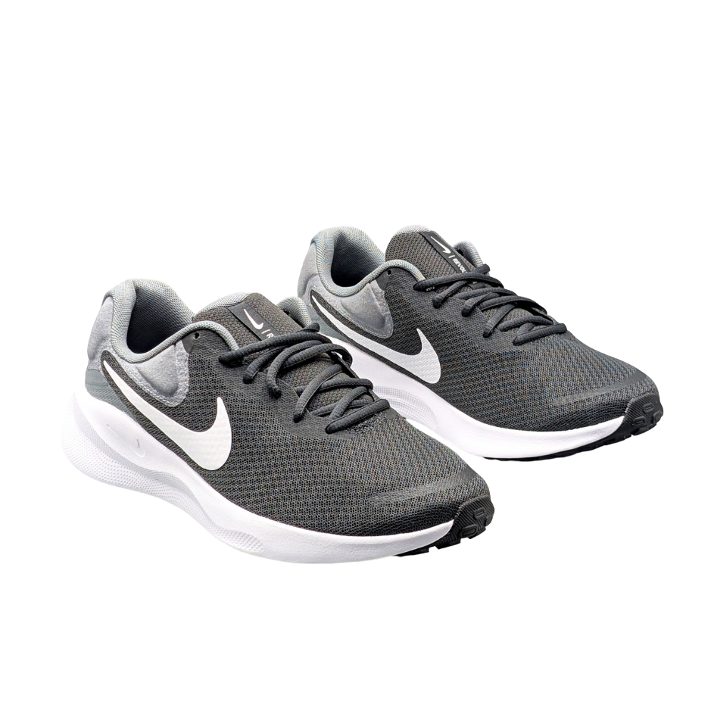 NIKE REVOLUTION 7