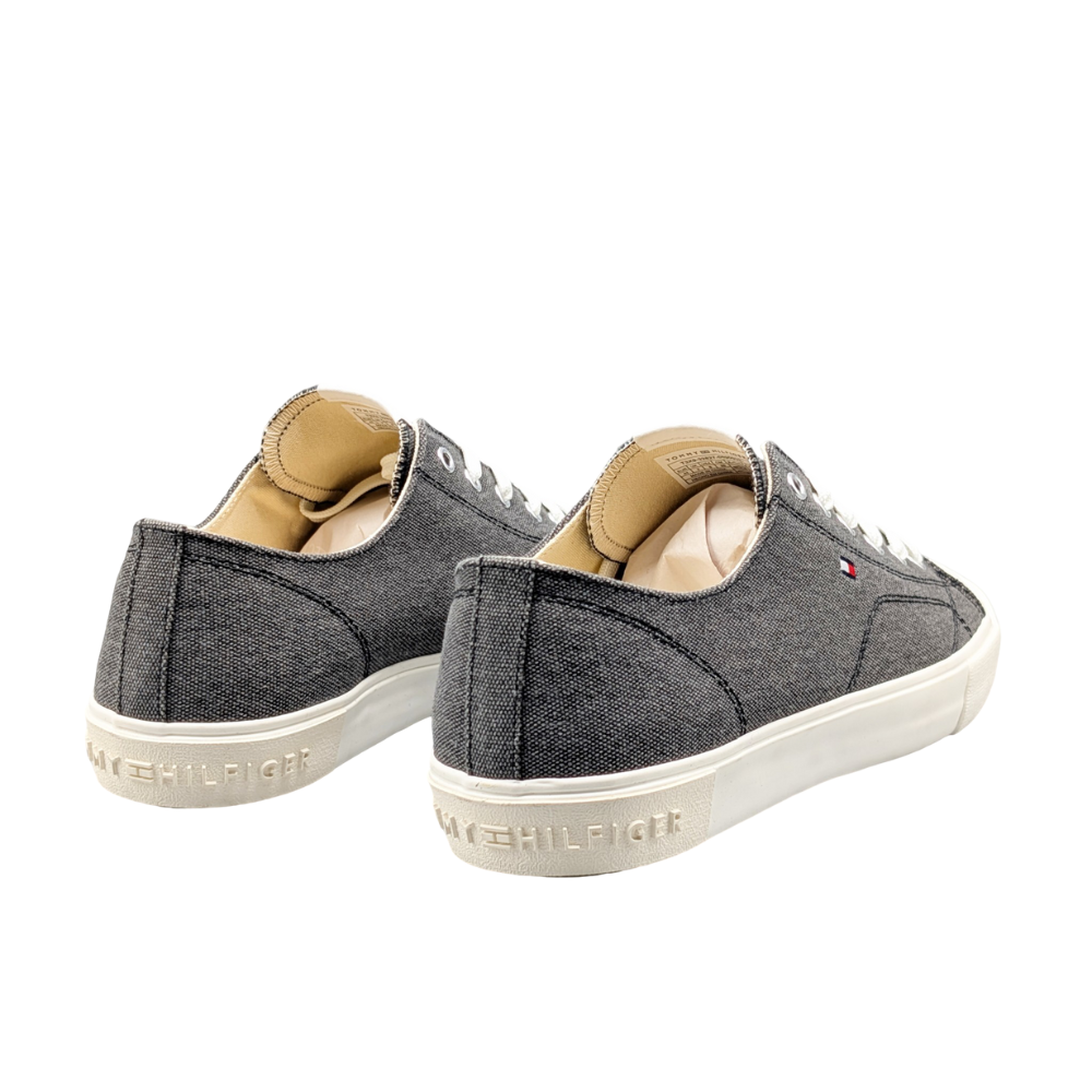 LOW CUT LACE - UP SNEAKER